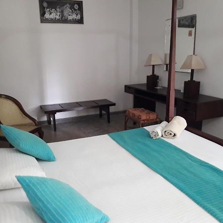 Sea Front Hikkaduwa Apartment Exterior foto
